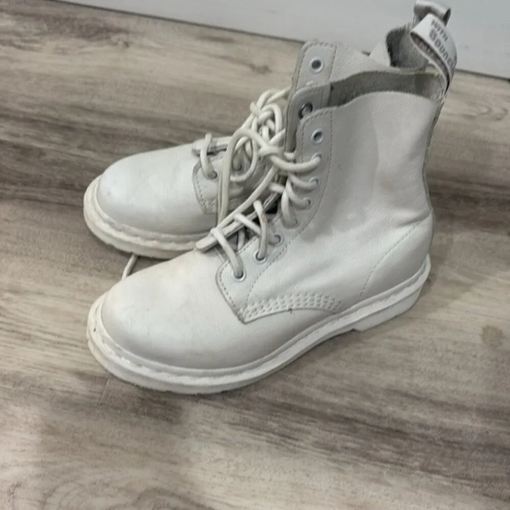 Dr. Martens White Mono 1460 lace up boots size 5